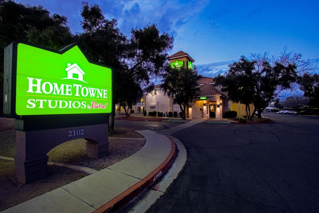 Hometowne Studios By Red Roof Phoenix - Dunlap Ave Exterior photo